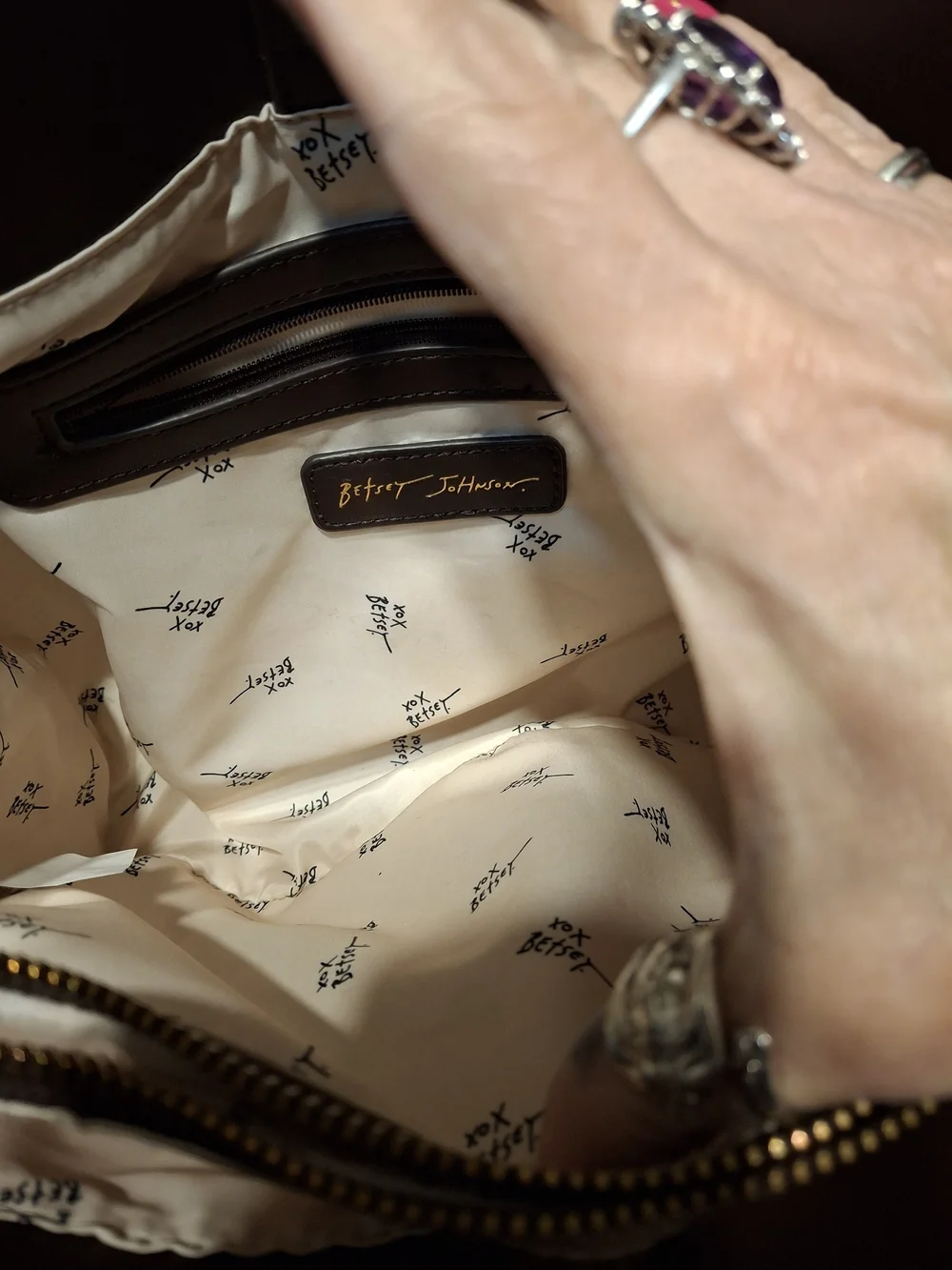 Betsey Johnson XO Leopard Print Beige Tote Bag with Brown Trim - Picture 8 of 10